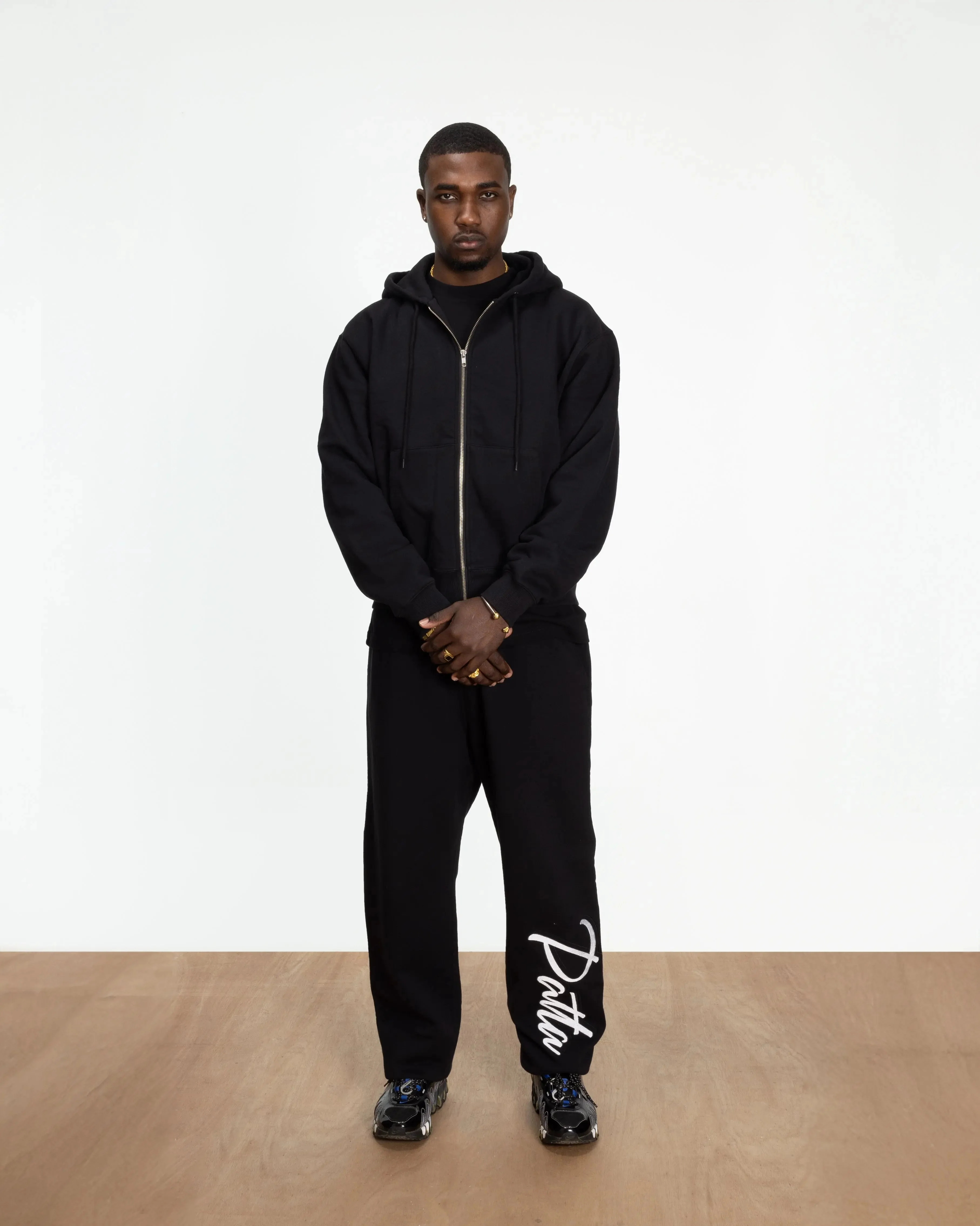 Patta Embro Classic Zip Up Hooded Sweater (Black) - Image 5